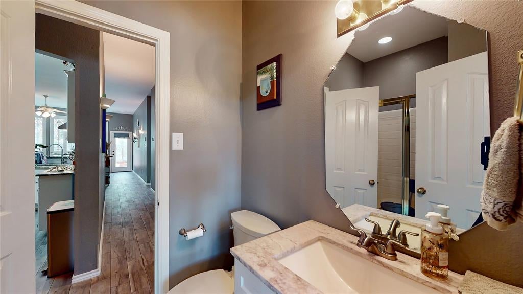 5829 Echo Bluff Drive