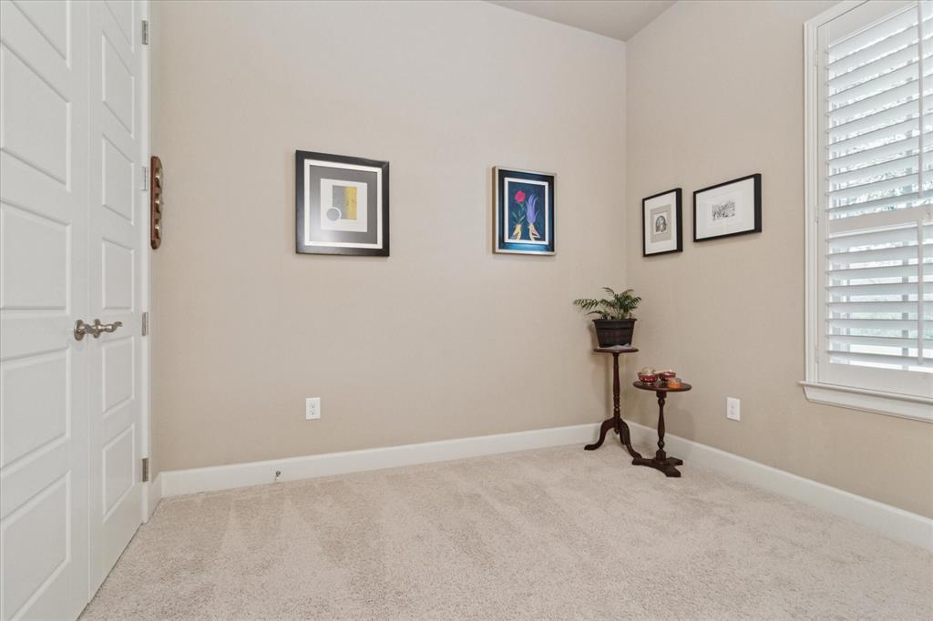 Hardin Lake - Residential