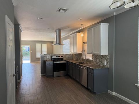 Tiny photo for 10105 Lexington Drive, Providence Village, TX 76227 (MLS # 21072141)