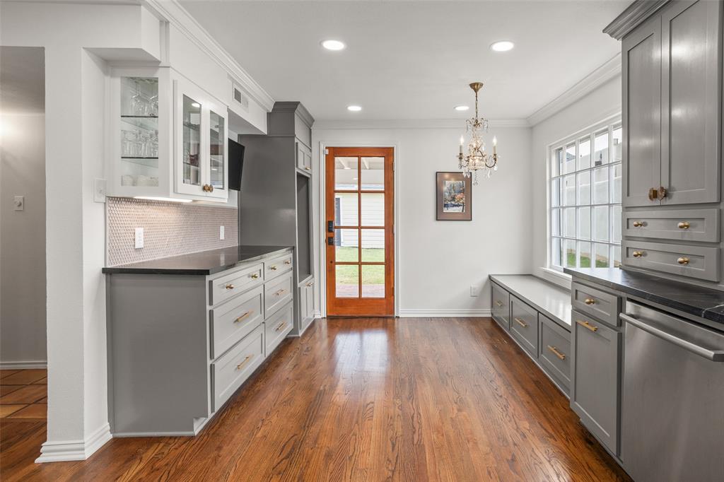 Chamberlain Arlington Heights 1st - Residential