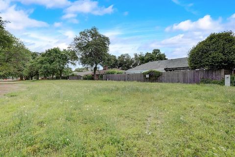 A home in Irving