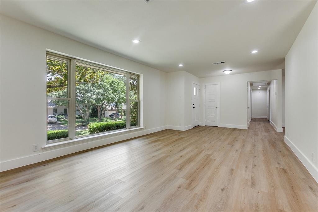 406 Shadywood Lane