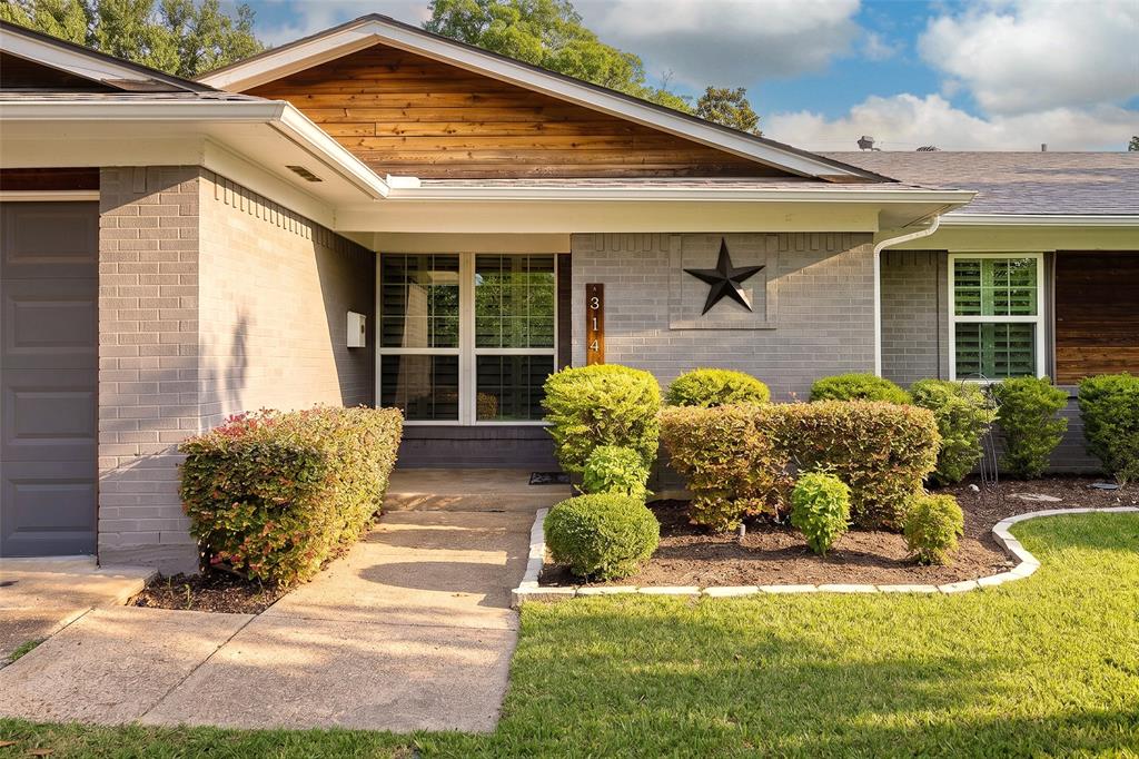 314 N Cottonwood Drive