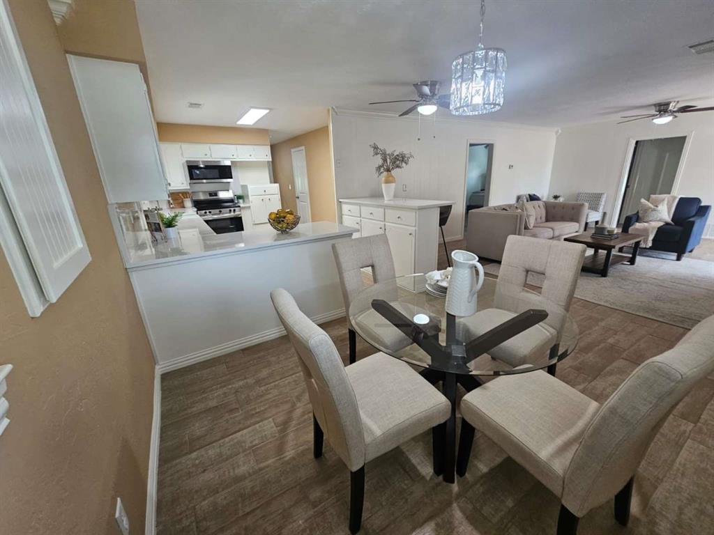 211 Hickory Lane