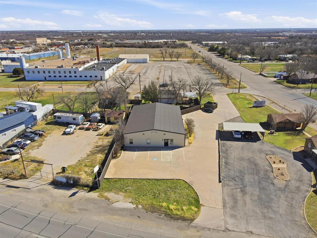 B & B Polebenders Sub - Commercial Sale