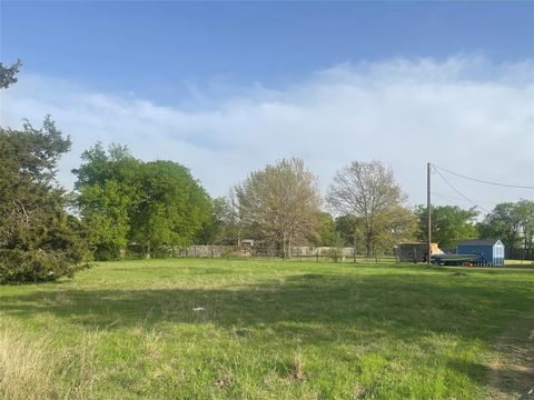 000 Railroad Ave Sanger TX 76266