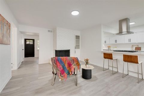 Tiny photo for 713 Kindred Lane, Richardson, TX 75080 (MLS # 21100026)