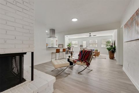 Tiny photo for 713 Kindred Lane, Richardson, TX 75080 (MLS # 21100026)