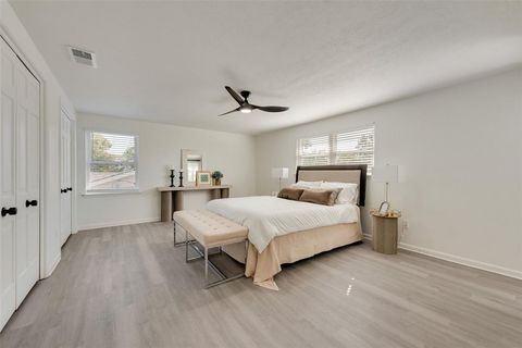 Tiny photo for 713 Kindred Lane, Richardson, TX 75080 (MLS # 21100026)