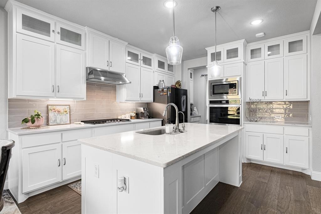1606 Evening Primrose Drive