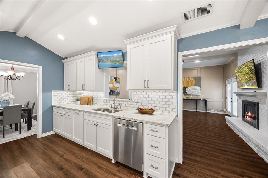 7246 La Sobrina Drive