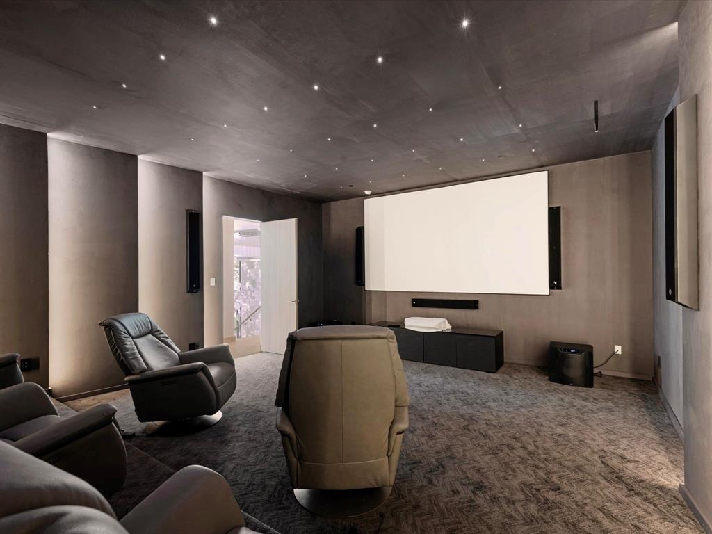 Walnut Park - Residential