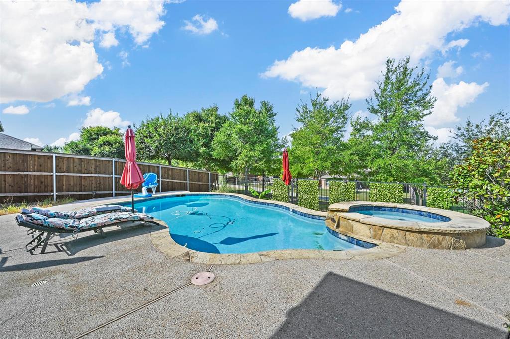 6409 Tuckers Place