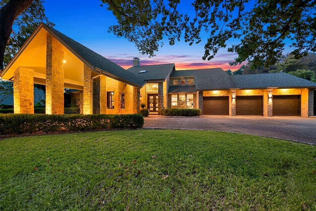 5317 Catamaran Drive