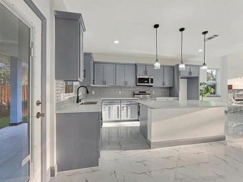 Tiny photo for 6108 Chickasaw Drive, Mabank, TX 75156 (MLS # 21396867)