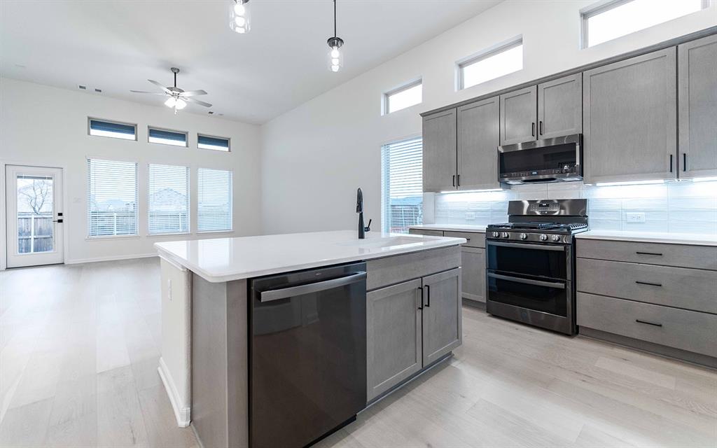 Travis Ranch - Residential