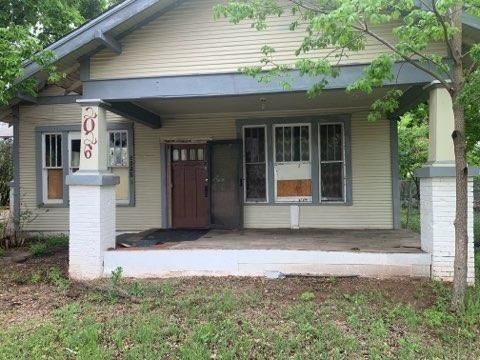 Photo of 2026 Grape Street, Abilene, TX 79601 (MLS # 21257894)