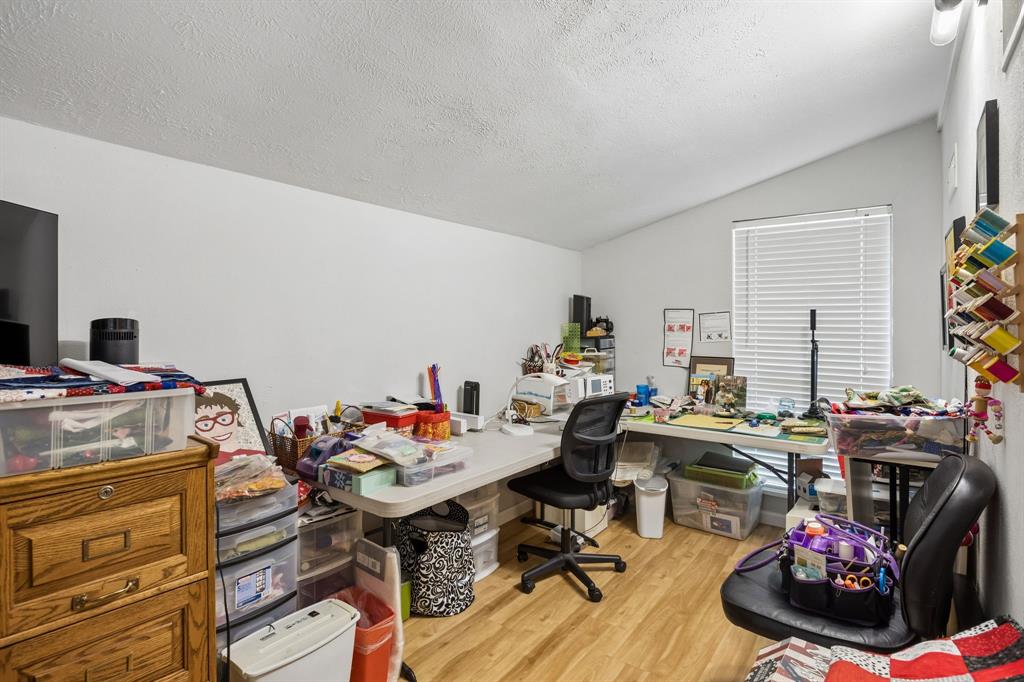 Colony 18 - Residential