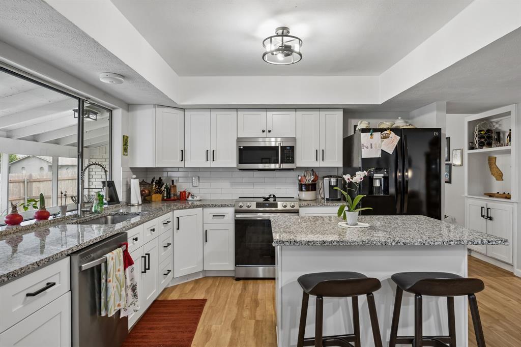 Colony 18 - Residential