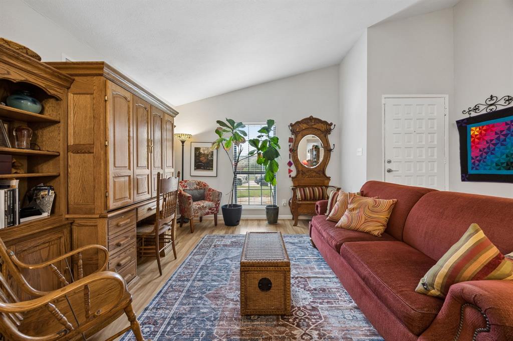 Colony 18 - Residential