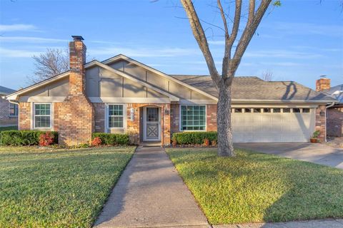 1637 Bedford Oaks Drive Bedford TX 76021