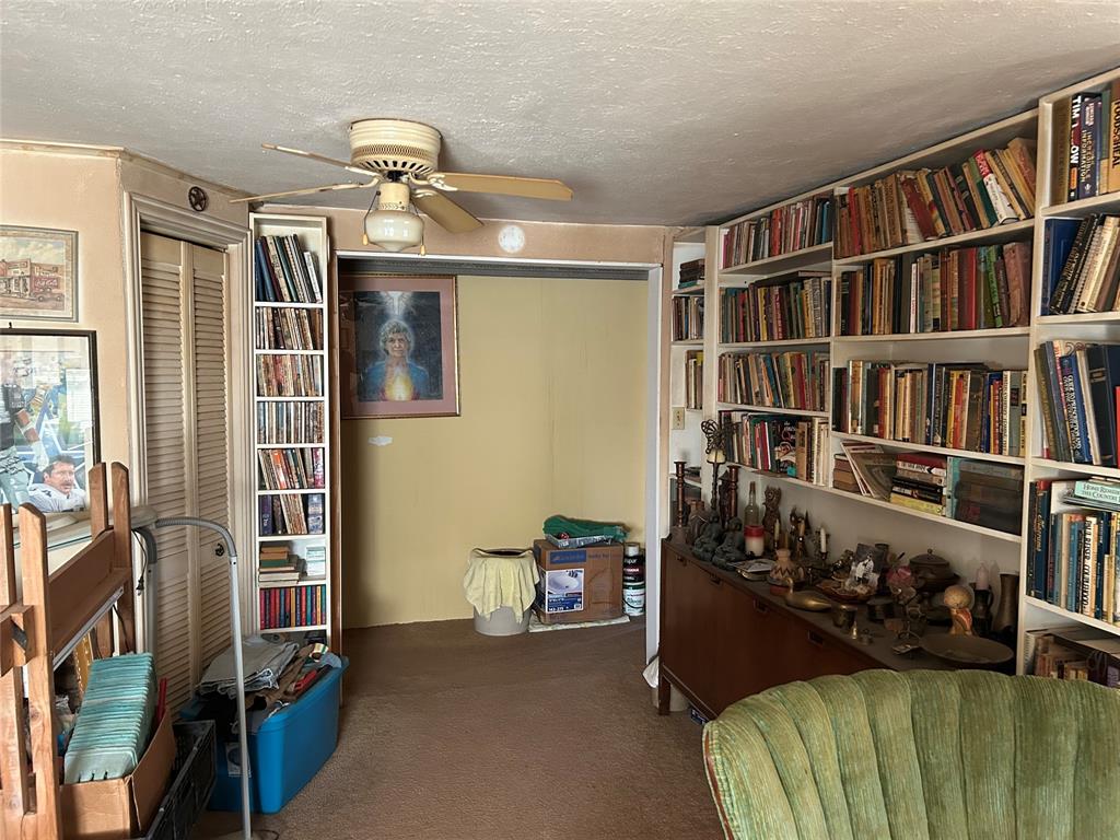 Lake Edge Harbor - Residential