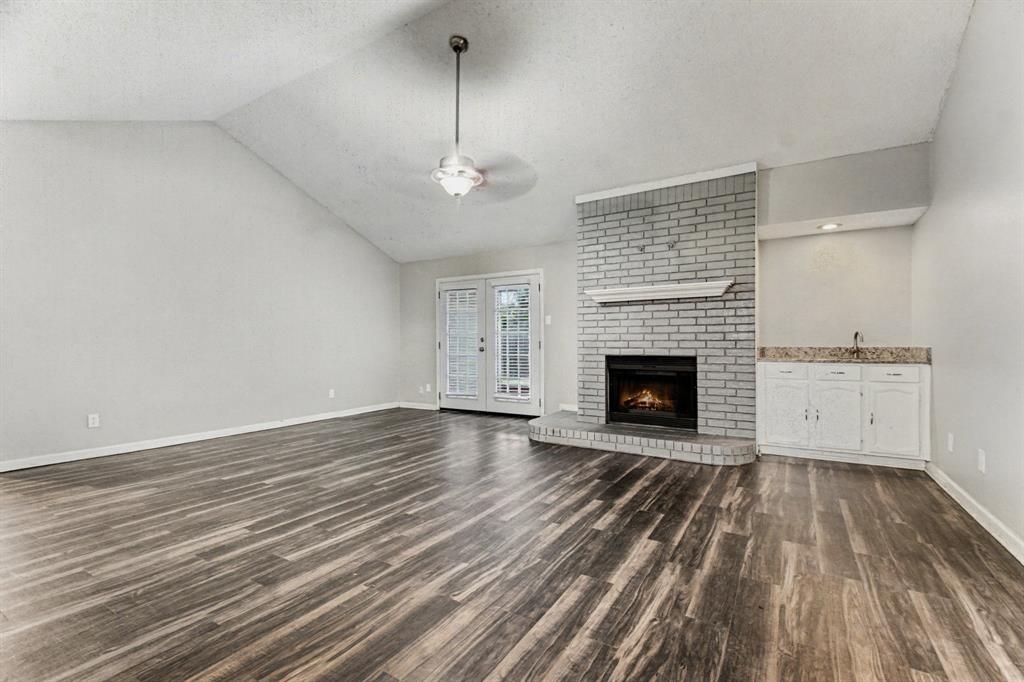 923 Redcedar Way Drive