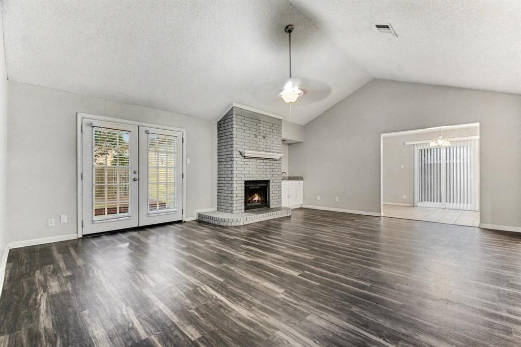 923 Redcedar Way Drive