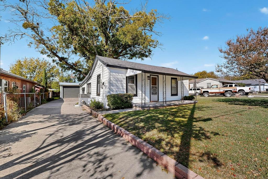 Bradshaw - Residential