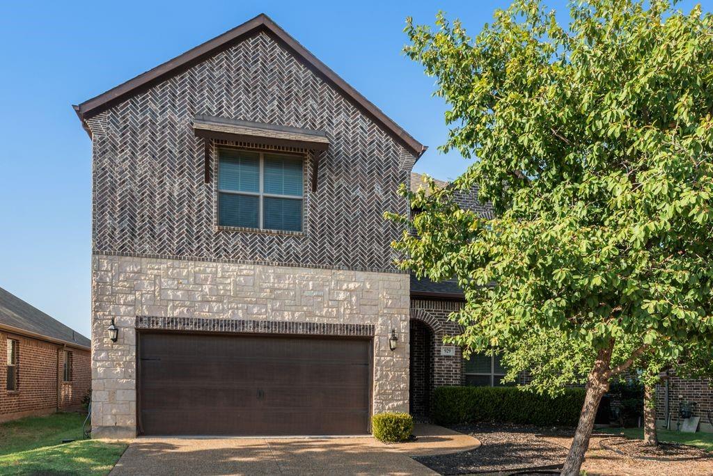 929 Lake Meadow Lane