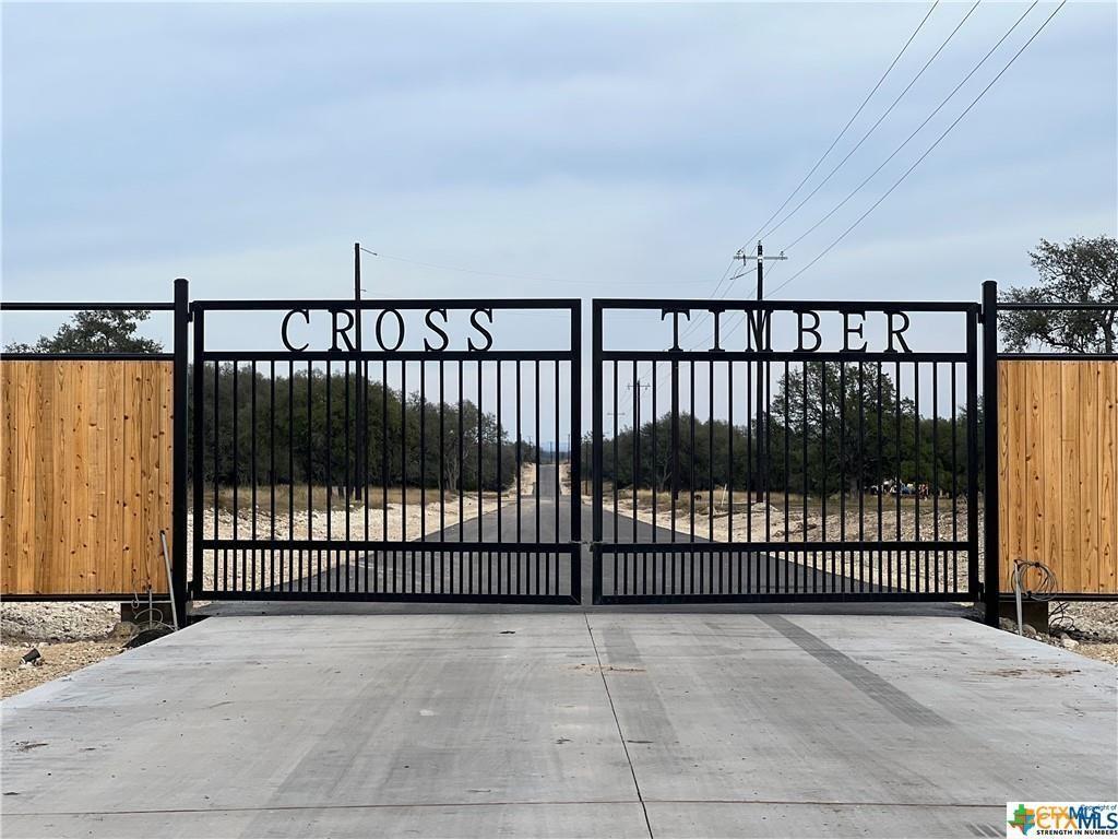 Cross Timber Ranch - Land