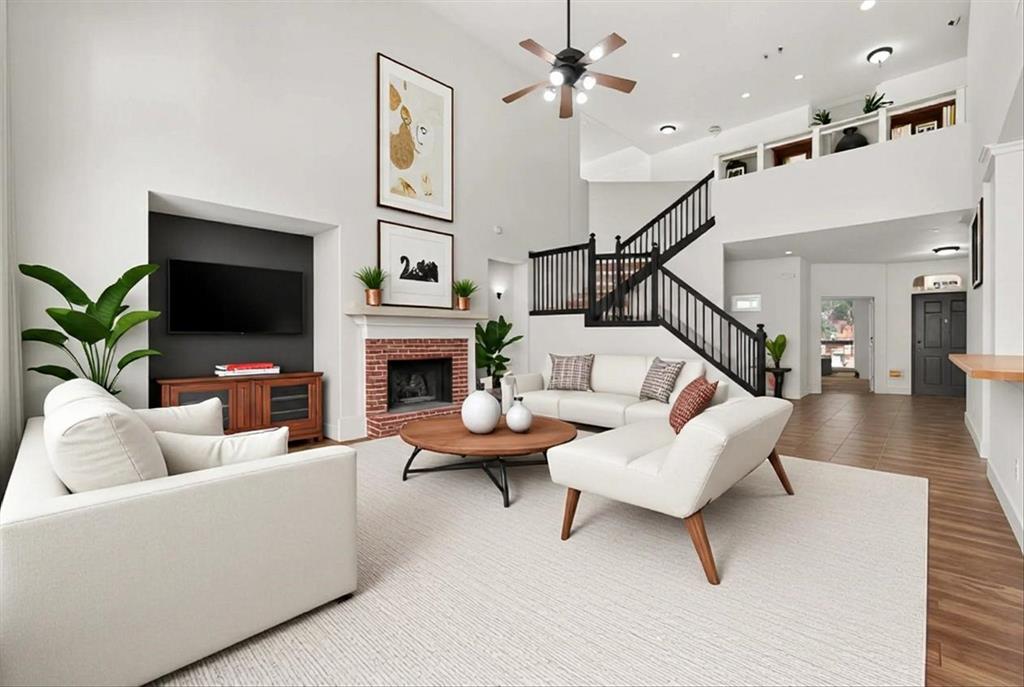 1204 Dover Heights Trail