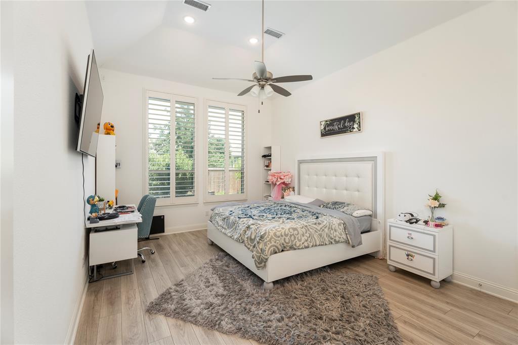 Tavolo Park - Residential