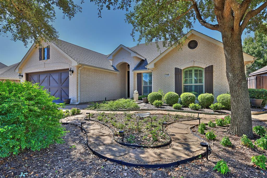 7508 Green Links Drive