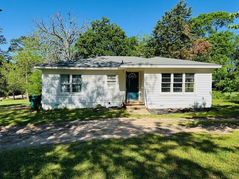 405 Walnut Street Hughes Springs TX 75656
