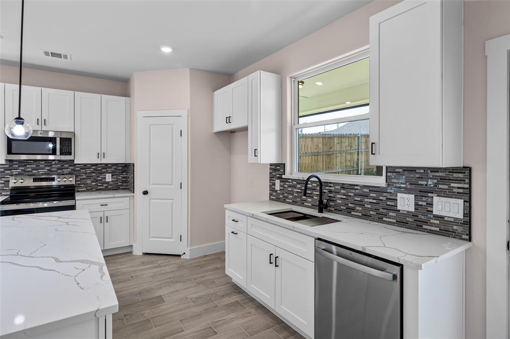 2609 Santiago Drive