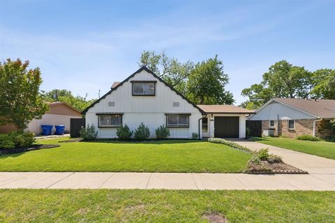 2312 Valleywood Drive Carrollton TX 75006