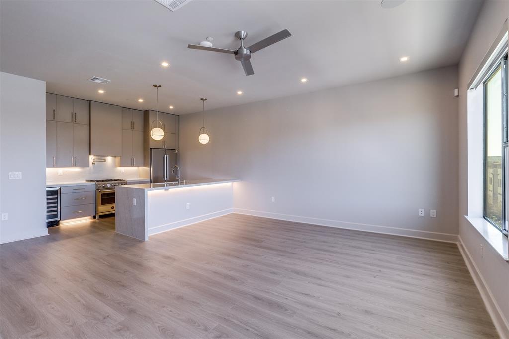 1900 S Ervay Street 310