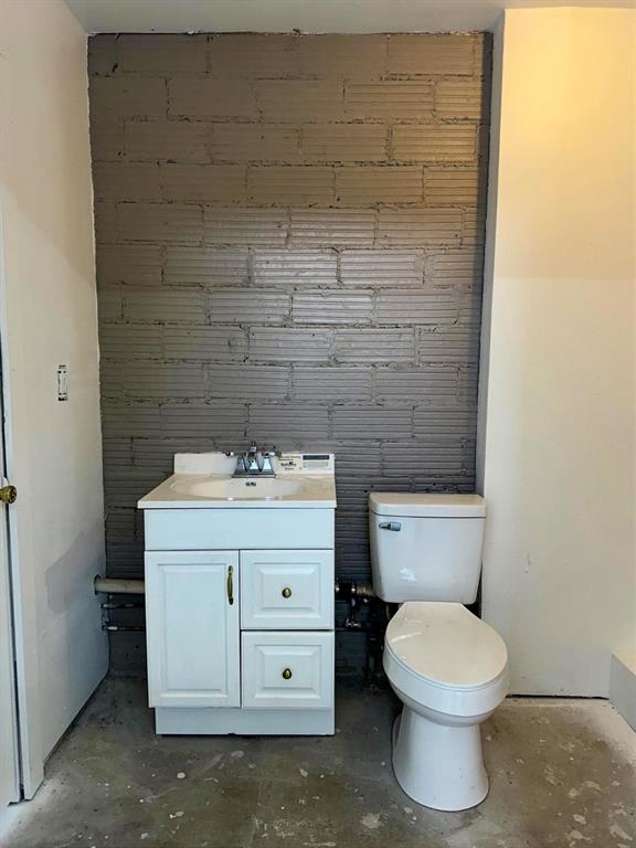 S3340 - Commercial Sale