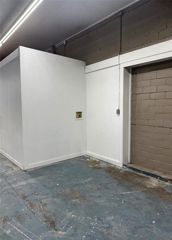 S3340 - Commercial Sale