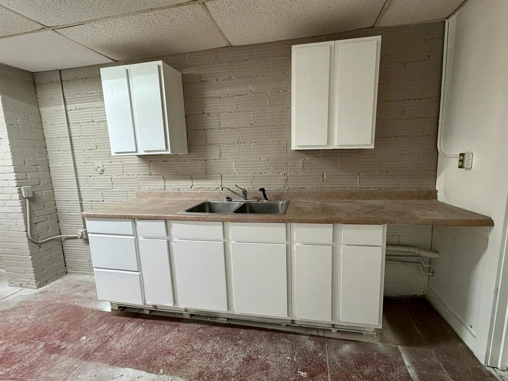 S3340 - Commercial Sale