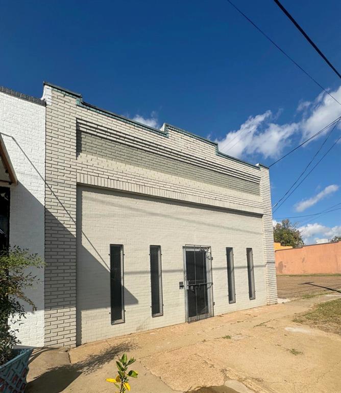 409 N Prairieville Street