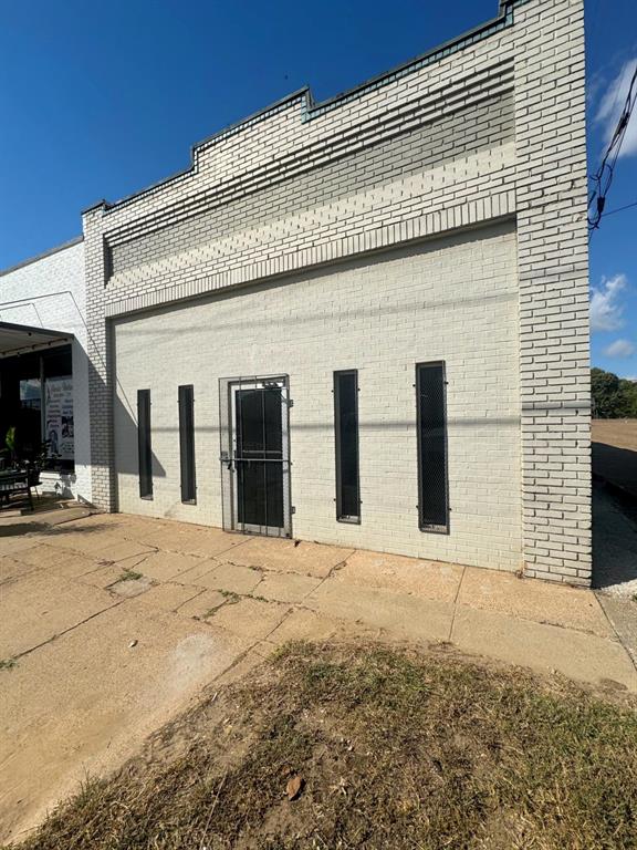 409 N Prairieville Street