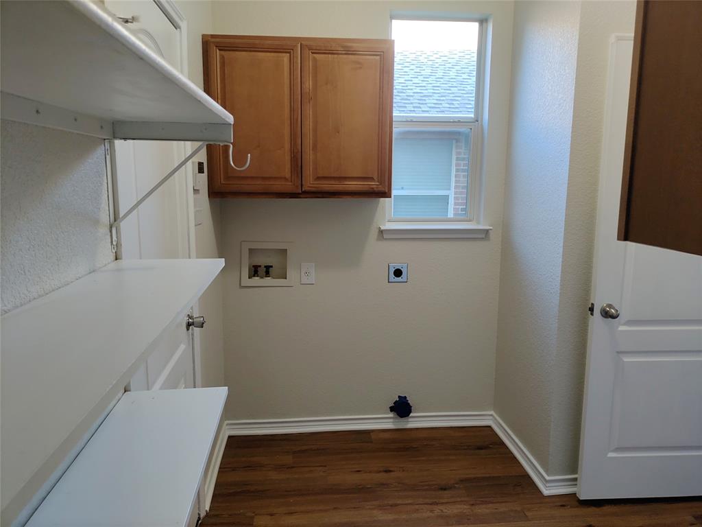 3908 Cedar Falls Drive