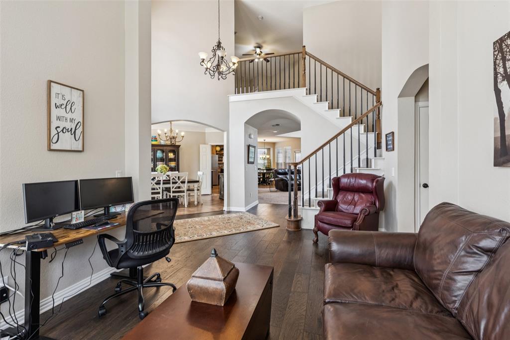 2100 Clematis Court