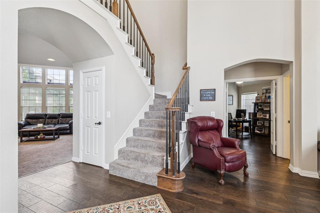 2100 Clematis Court