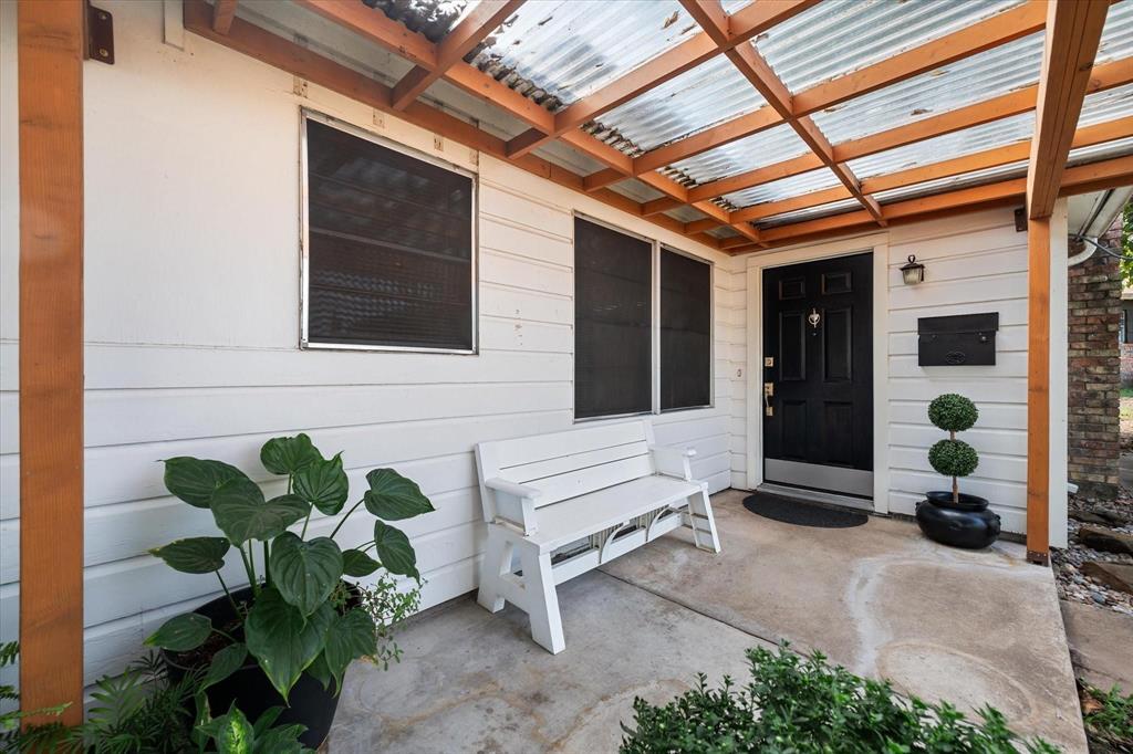 2548 Wood Valley Place