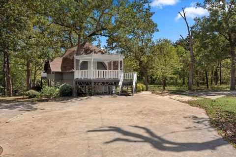 A home in Malakoff