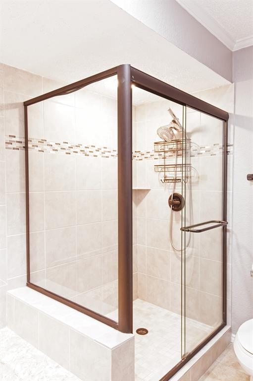 Dallas, Texas 75287, United States, 6 Bedrooms Bedrooms, ,4 BathroomsBathrooms,Residential,Active,233306