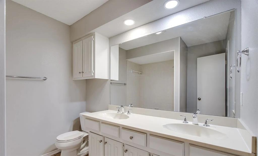 Dallas, Texas 75287, United States, 6 Bedrooms Bedrooms, ,4 BathroomsBathrooms,Residential,Active,233306